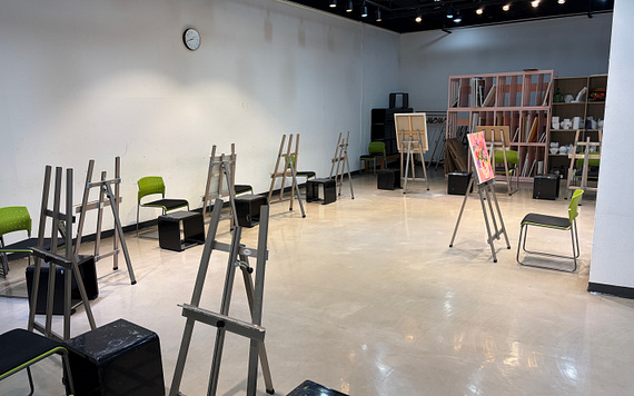 성남아트센터 아카데미 미술실 사진