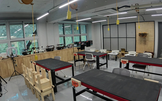 성남아트센터 손기술 랩 사진