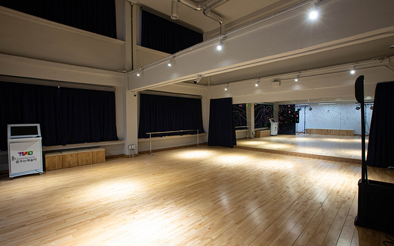 성남아트센터 움직임 랩 사진