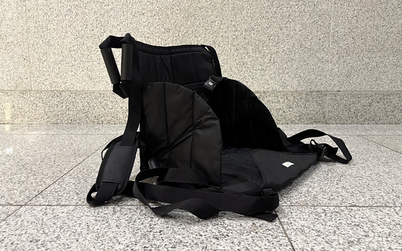 성남아트센터 보유 계단이송용 보조도구 사진