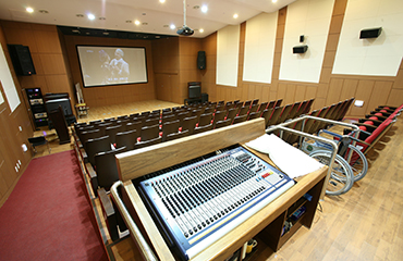 Media Hall